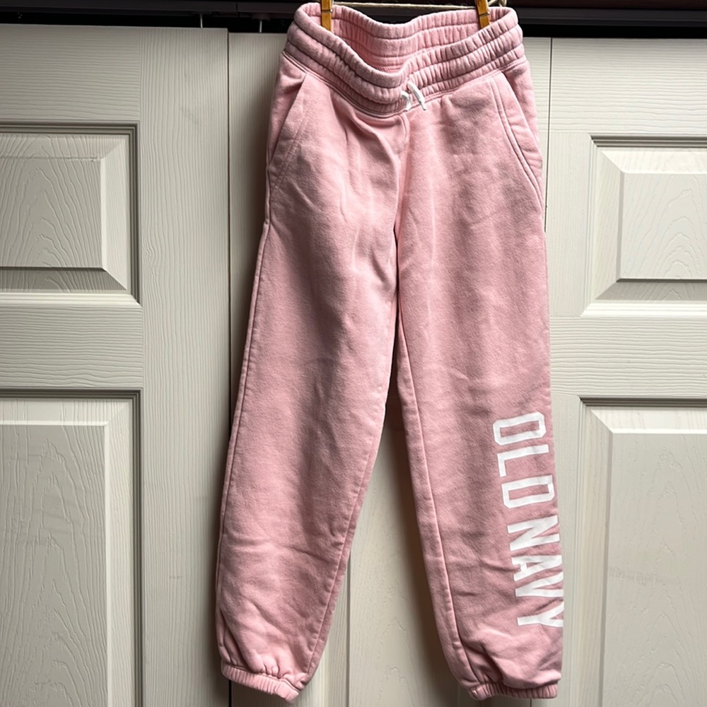 Giles old navy size 8 sweats